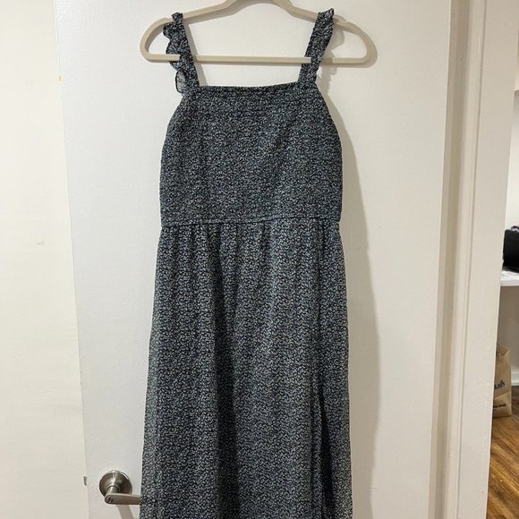 Abercrombie & Fitch Dresses & Skirts - Abercrombie Blue Floral Midi Dress - Effortless Charm for Any Occasion 🌼💙